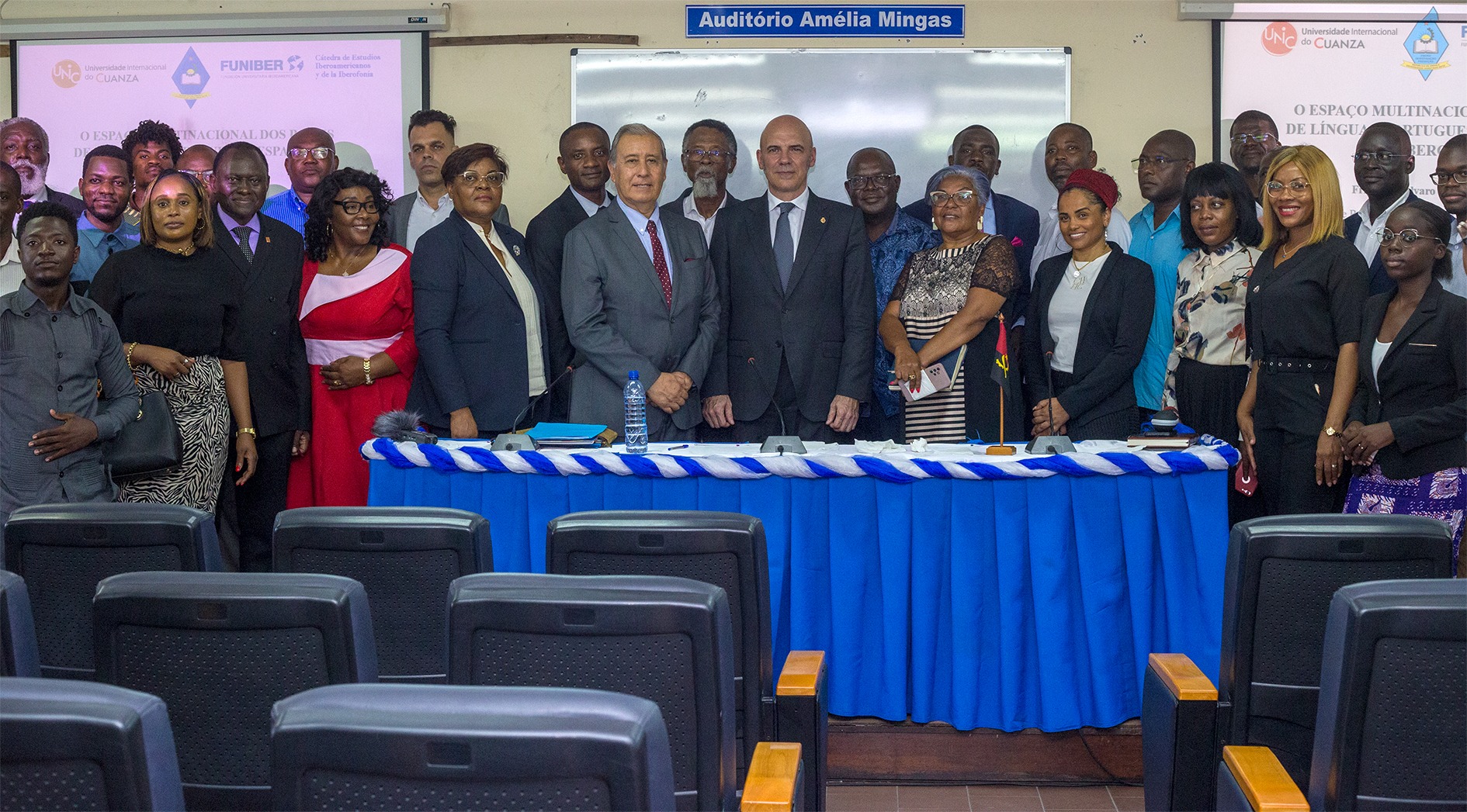 Conferência Dr. Álvaro Durantez, Universidade Agostinho Neto, Luanda, Rádio Iberoáfrica, Diplomatas e Académicos